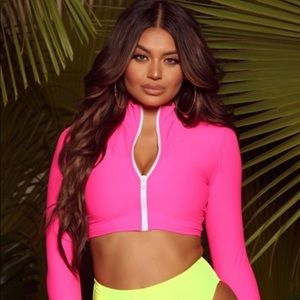 Medium long sleeve bikini top